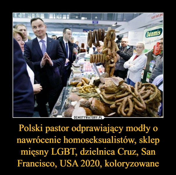 Polski pastor odprawiający modły o nawrócenie homoseksualistów, sklep mięsny LGBT, dzielnica Cruz, San Francisco, USA 2020, koloryzowane –  