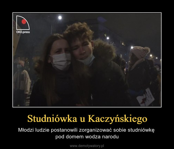 Studniówka u Kaczyńskiego – Młodzi ludzie postanowili zorganizować sobie studniówkę pod domem wodza narodu 